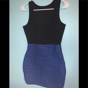 V neck body con dress💙🖤